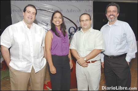 Adecor festeja 10 años con la presentación de su directiva Adecor festeja 10 años con la presentación de su directiva