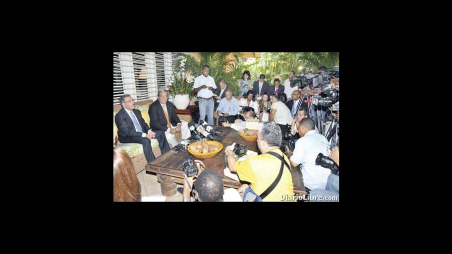 Encuentro cercano de Danilo y Hatuey Encuentro cercano de Danilo y Hatuey