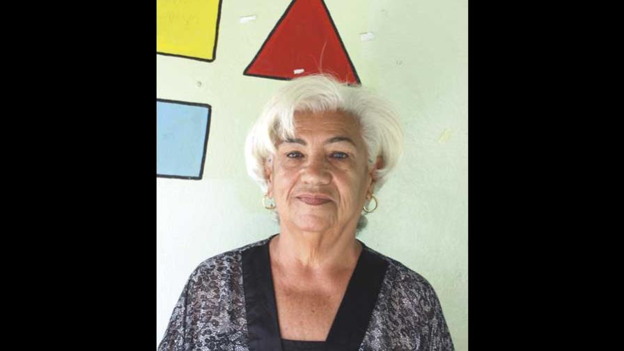 Acciones con nombres y apellidos - María Magdalena Rosario Acevedo Directora Escuela Comunitaria