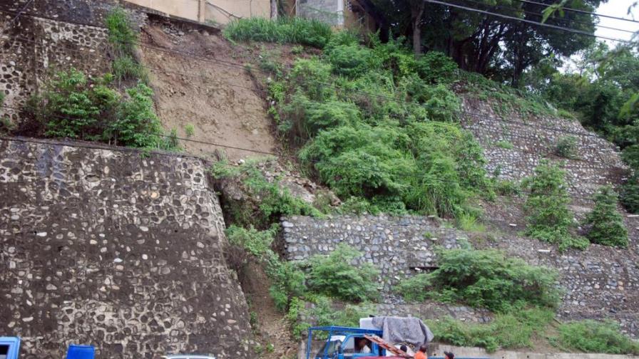 Hombre muere en Santiago por alud