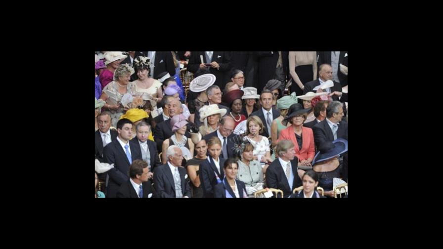 Charlene de Mónaco aparece deslumbrante en la celebración de su boda religiosa