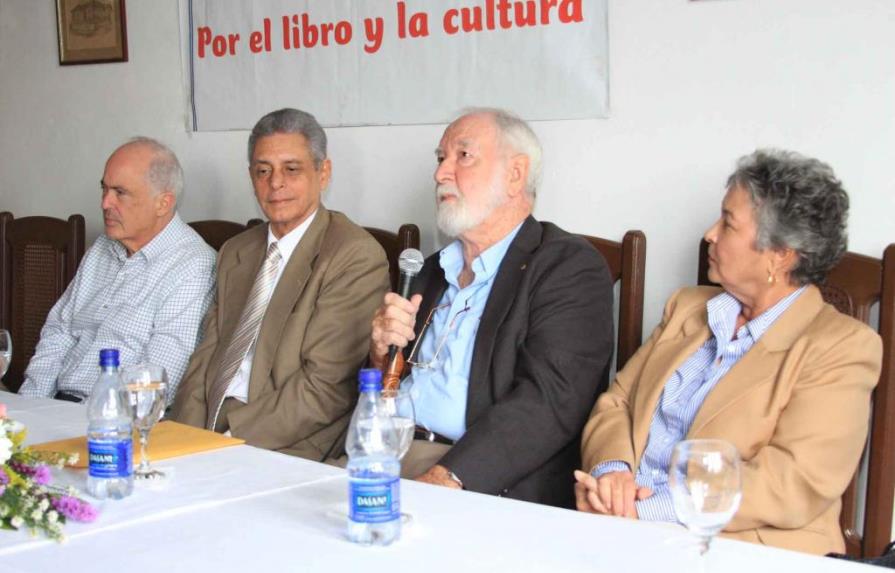 Periodista acusa de plagio libro La Fiesta del Chivo de Vargas Llosa