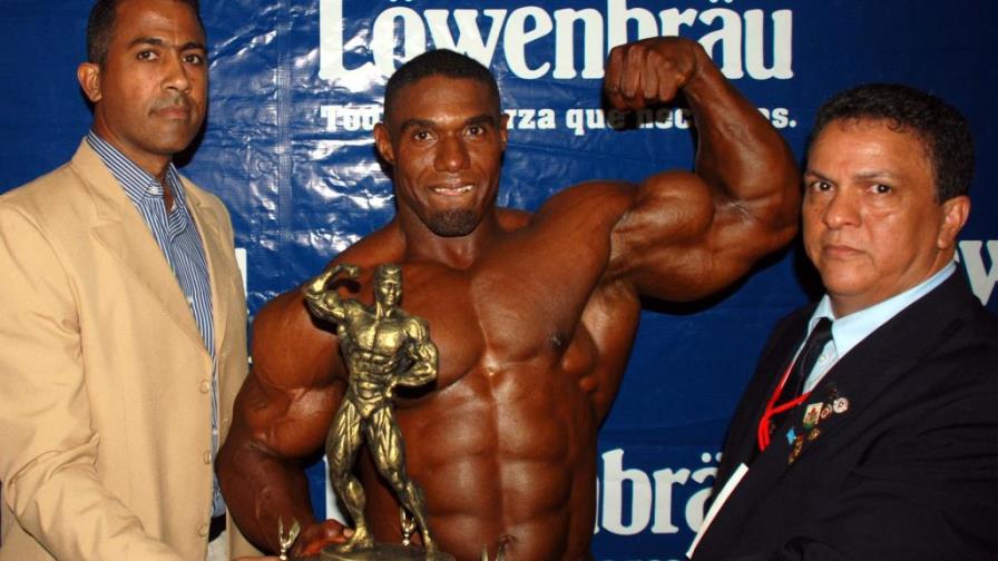 Noboa Méndez gana XXII Mister República Dominicana fisiculturismo copa Löwenbräu
