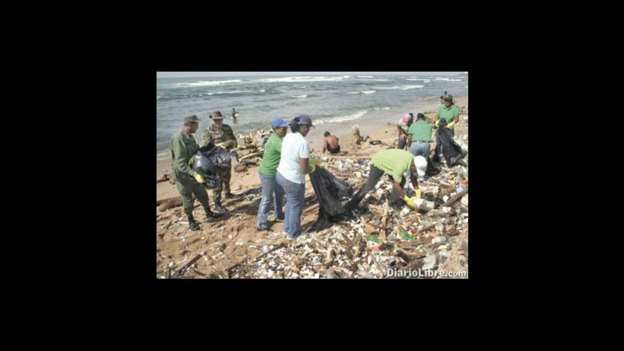 Basura en Güibia será reto para la nueva plaza Basura en Güibia será reto para la nueva plaza