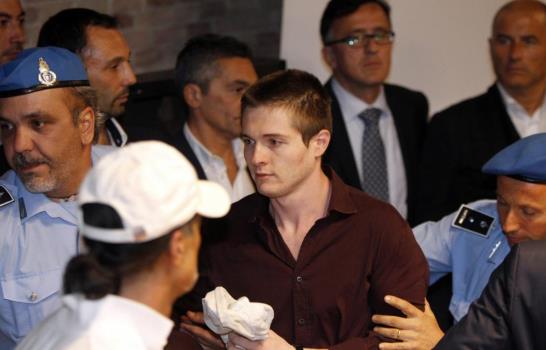 Declaran inocente estadounidense acusada de homicidio en Italia