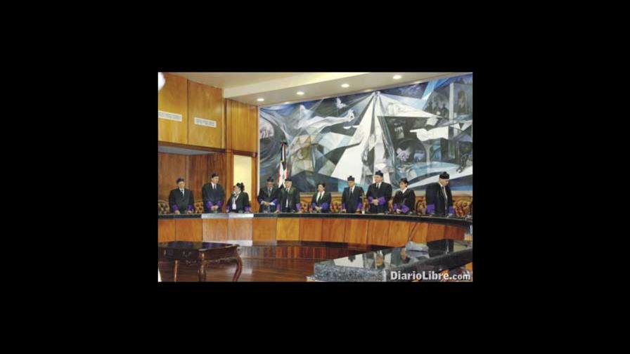 Supreme Court judges break quorum to hear case of TC