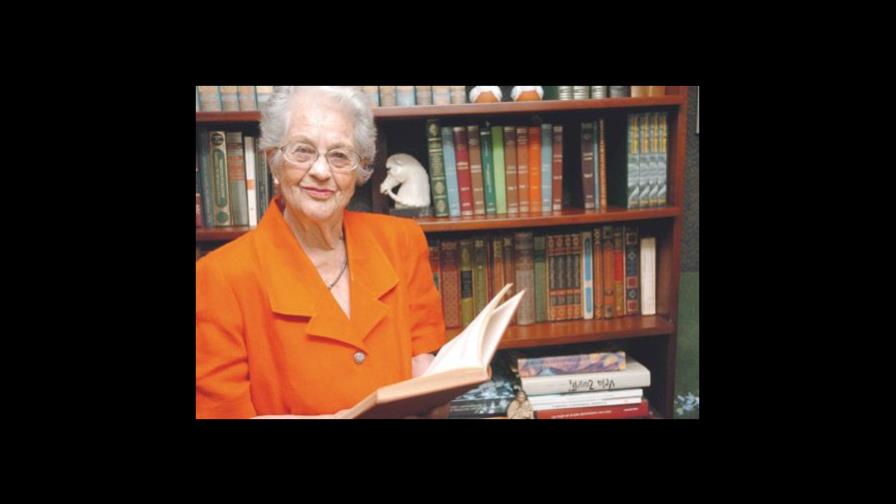 La cultura está de luto, fallece escritora María Ugarte