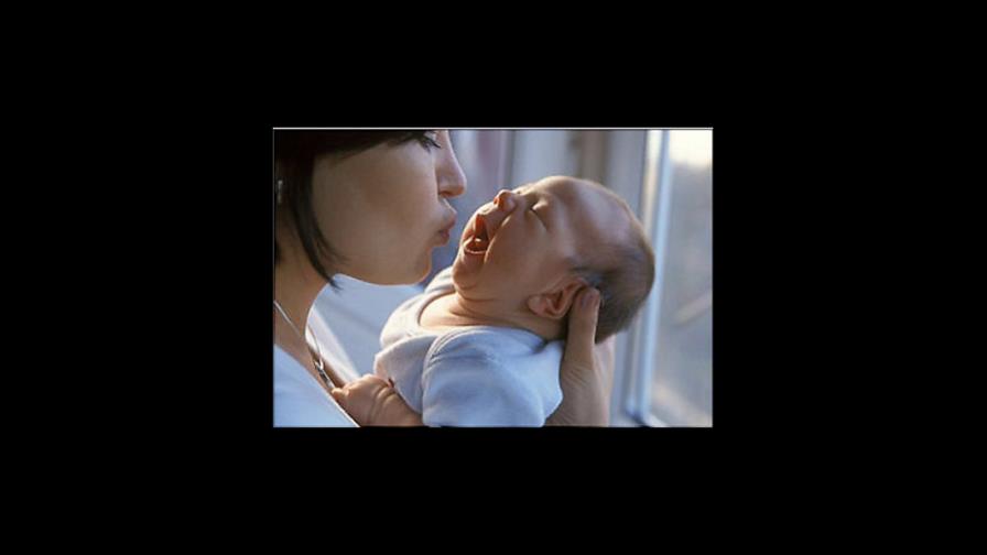 Del baúl de la abuela: Los niños se besan en los pies