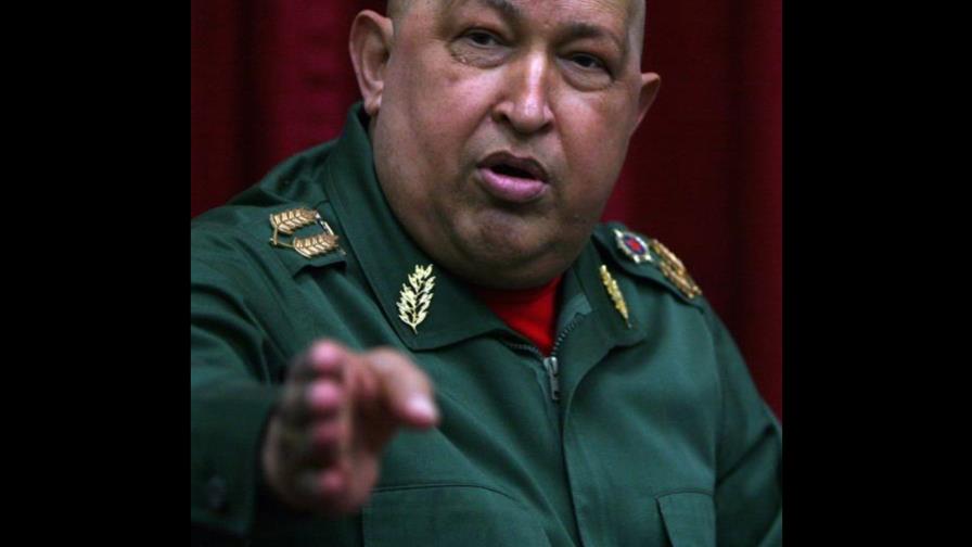Sube popularidad de Chávez, según encuesta
