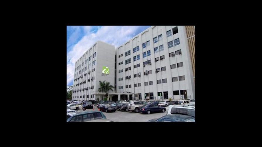 Experta defiende norma para retención del 1% a los intereses