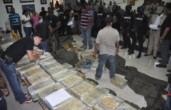Ocupan 1,091 paquetes de cocaína en residencia de sector de Alma Rosa