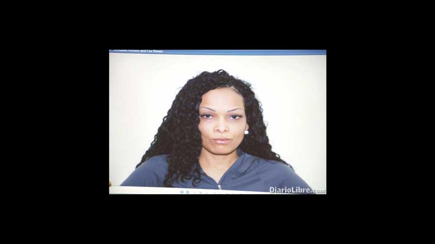 Agostos wife goes before the Judge of Instruction today