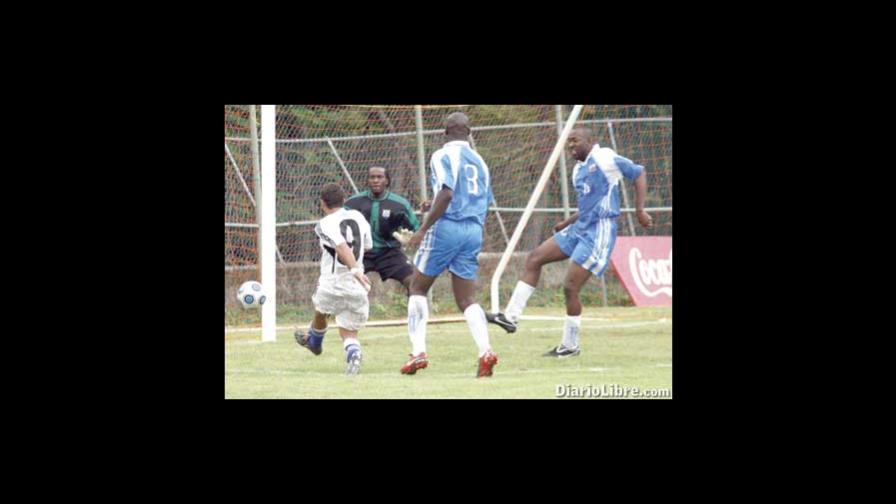 RD vence a Anguila 2-1 rumbo a Brasil