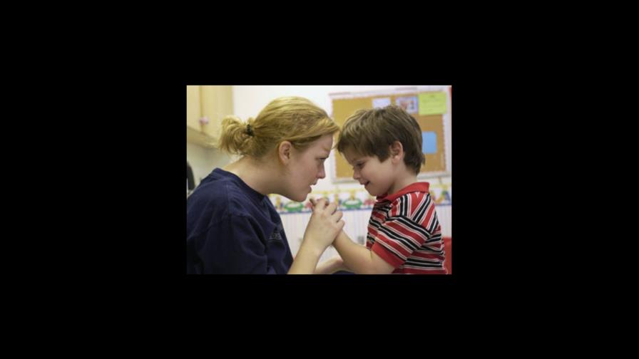 Ayuda a la Fundación Dominicana de Autismo