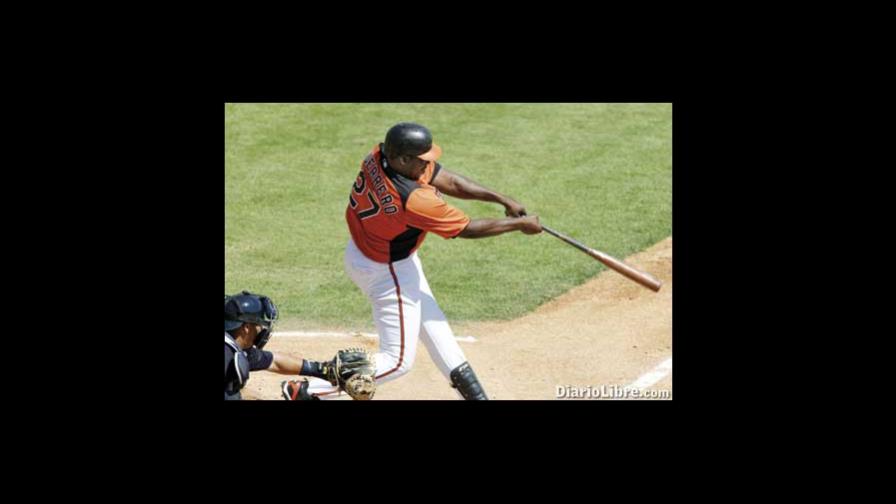 V. Guerrero, 2-1. jonrón, .333; Almonte, Francisco y Peña, H4