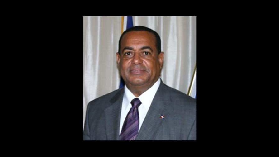 Eligen a Máximo Taveras como Decano del Cuerpo Consular en Puerto Rico Eligen a Máximo Taveras como Decano del Cuerpo Consular en Puerto Rico