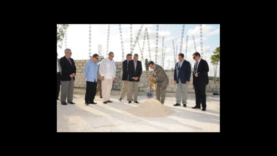 Presidente asiste a inicio de construcción complejo turístico en Cap Cana