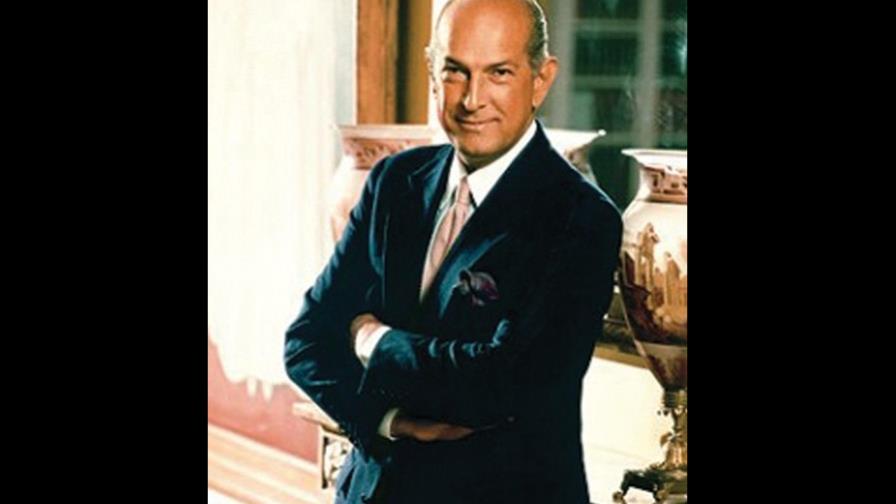 Sur Futuro y Oscar de la Renta realizarán desfile pro fondos en Miami