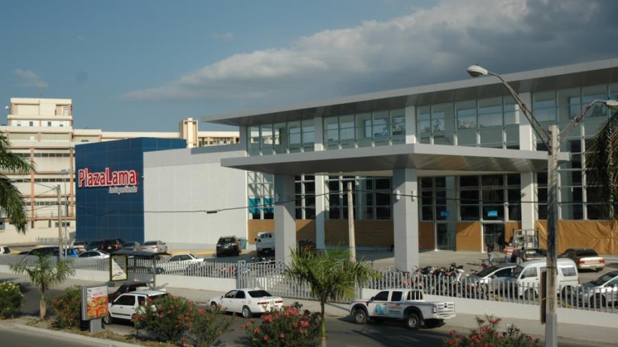 Plaza Lama inaugurará esta tarde tienda por departamentos en Santiago