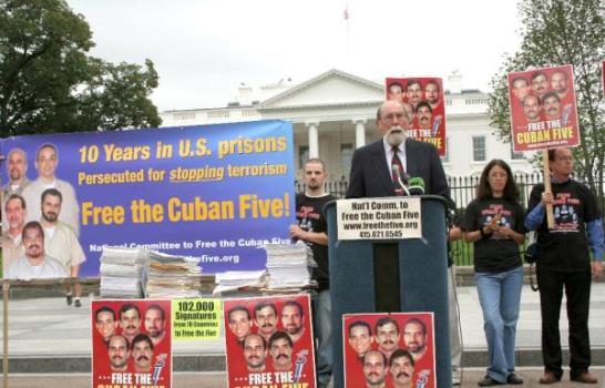 Parlamentario cubano desestima canje de ciudadano de EEUU preso