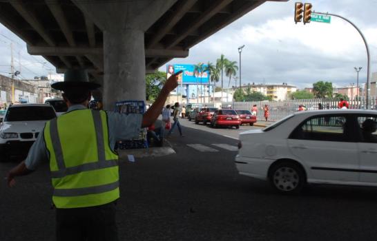 Amet detiene 124 vehículos sin marbete