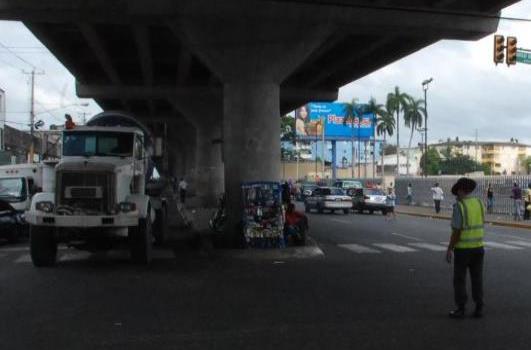 Amet detiene 124 vehículos sin marbete