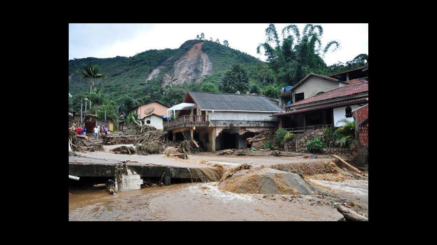Asciende a 237 el número de muertos por temporal de lluvias en Río de Janeiro
