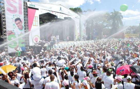 Más de 45 mil caminaron por la vida