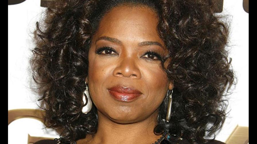 Oprah Winfrey y James Earl Jones reciben Óscar honoríficos