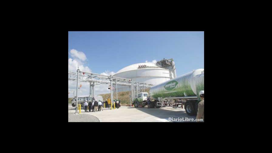AES Dominicana favorece más terminales de gas natural en RD