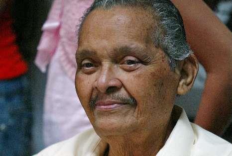 Fallece José Luis Moneró, uno de los grandes boleristas puertorriqueños Fallece José Luis Moneró, uno de los grandes boleristas puertorriqueños