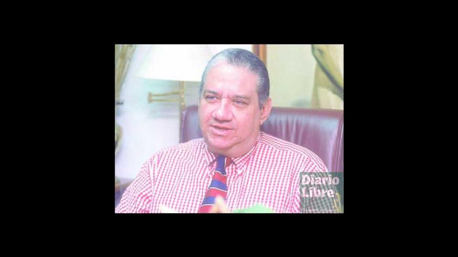 Renuncia Defilló como director interino ARS- Semma