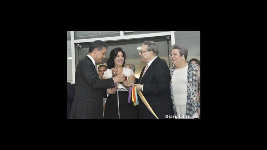 Inauguran Centro Cultural Perelló