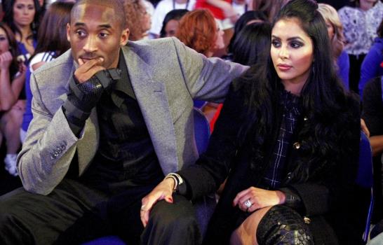 Esposa de Kobe Bryant solicita el divorcio, según TMZ.com Esposa de Kobe Bryant solicita el divorcio, según TMZ.com