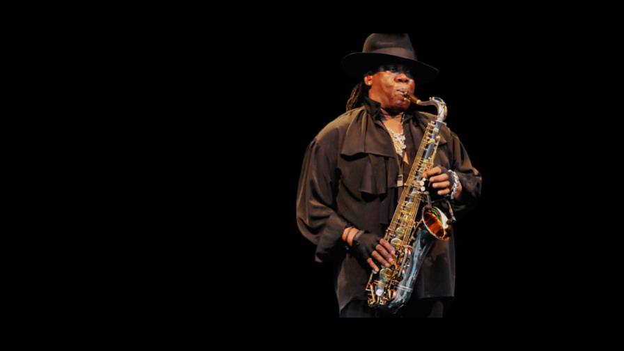 Fallece saxofonista Clarence Clemons