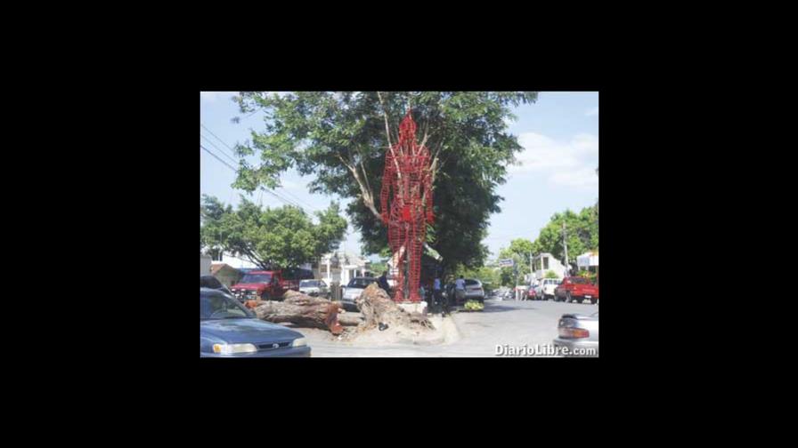 Polémica en Santiago por escultura de Anacaona