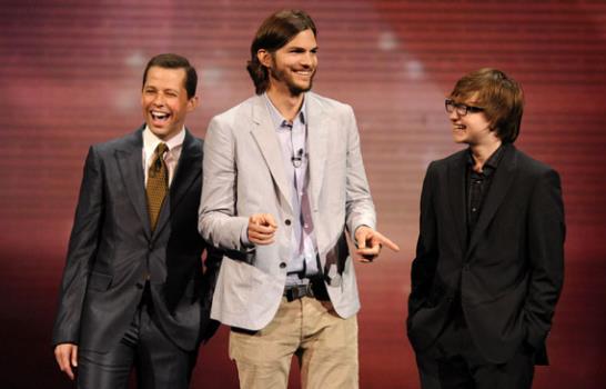 Ashton Kutcher ganará 700 mil dólares por cada episodio de serie Ashton Kutcher ganará 700 mil dólares por cada episodio de serie