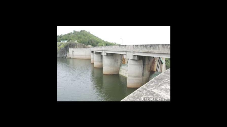 Descuido y sedimentos siguen amenazando la vida útil de las presas