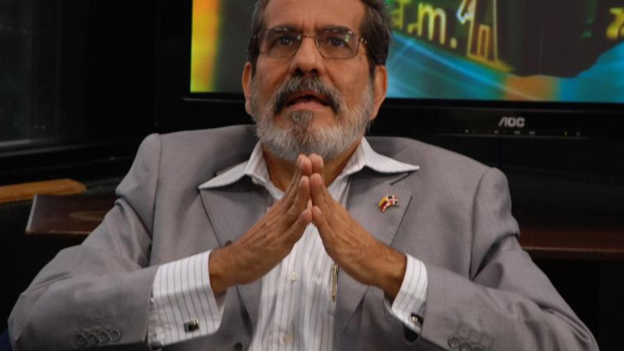 Embajador de Venezuela dice Chávez reduce la pobreza