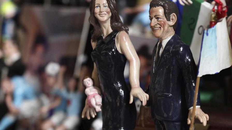 Carla Bruni anuncia que su hija se llama Giulia