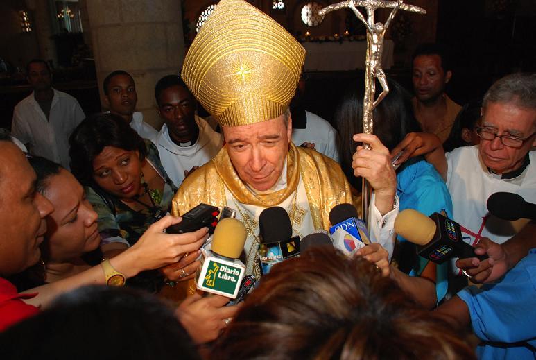 Cardenal llama a los partidos políticos dejar trabajar a la JCE
