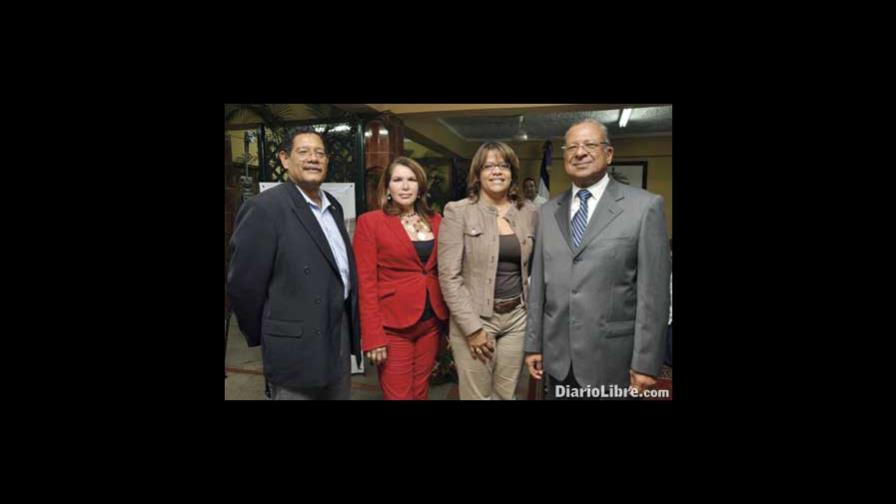 Unicaribe y Microsoft lanzan plataforma