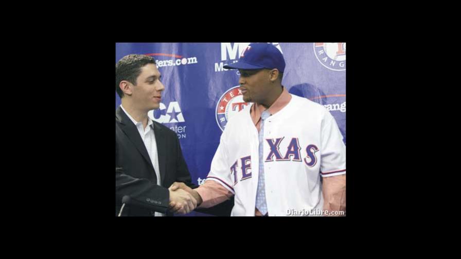 Secretos de contratos de los peloteros Secretos de contratos de los peloteros