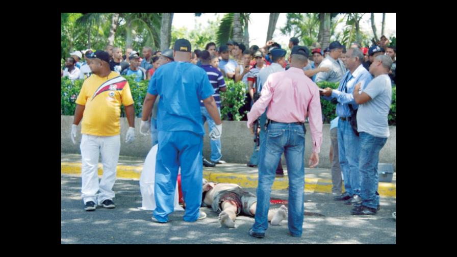 Santiago anda entre escándalos y violencia