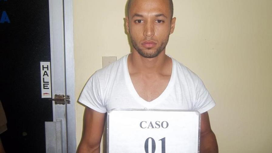 DNCD publica foto del que ordenó robar jeepeta del coronel Ubrí Boció