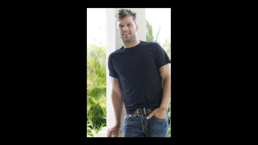Ricky Martin dice que nació gay