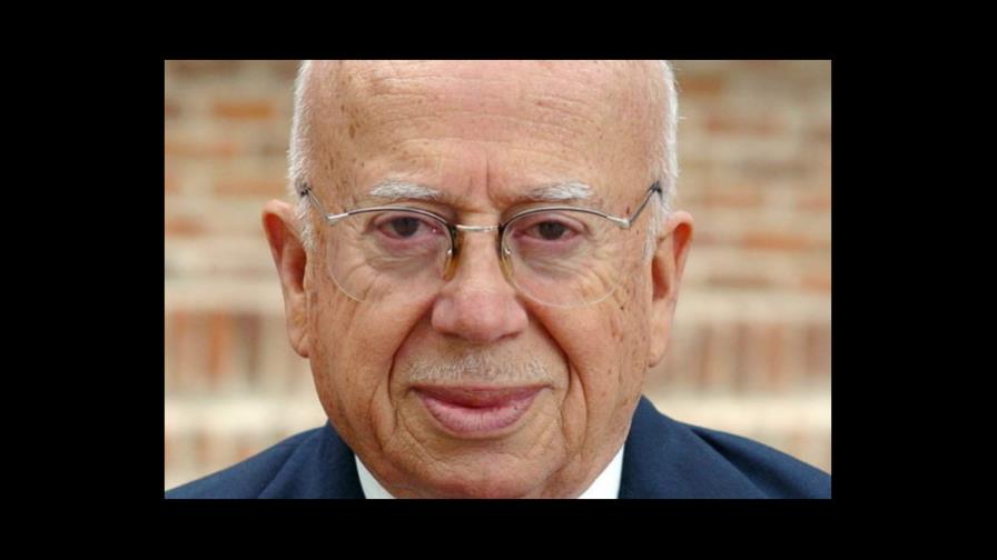 El poeta chileno Gonzalo Rojas fallece a los 93 años