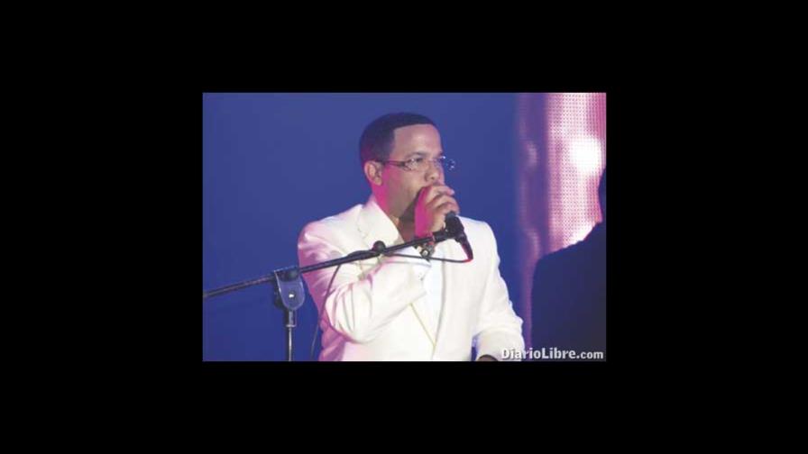 Héctor Acosta, de gira en Europa Héctor Acosta, de gira en Europa