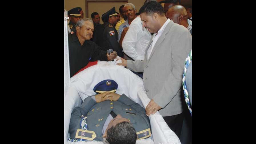 Pagaron RD$300,000 para asesinar oficial