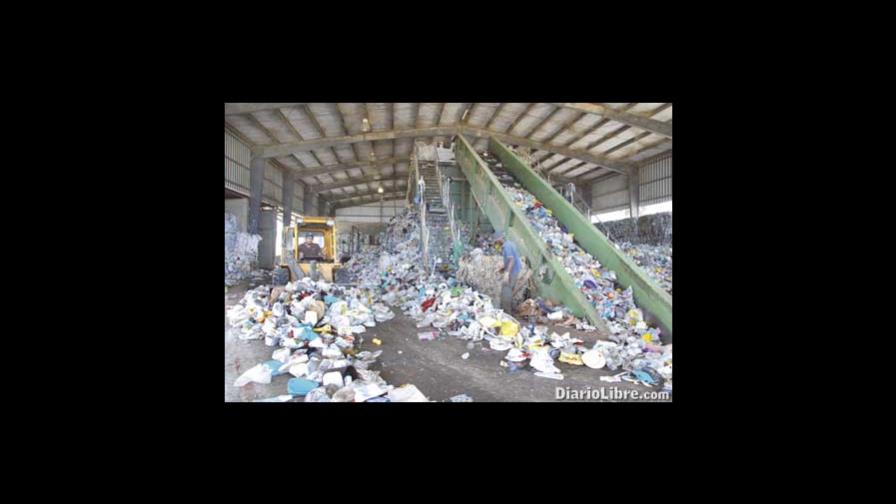 Dominican scrap is sold in 44 countries Dominican scrap is sold in 44 countries